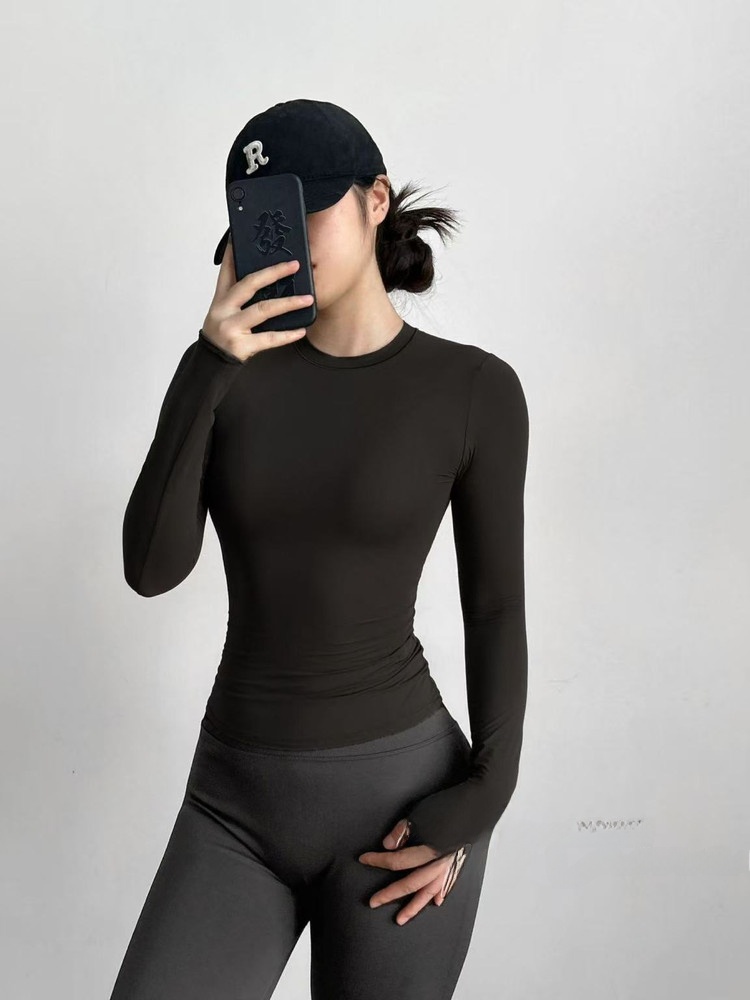 Dopasowana koszulka sportowa z – T Shirt Dry Fit recenzja i cena